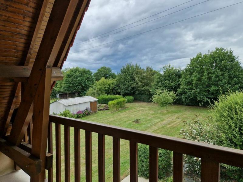 Pavillon - 111 m² - 5 pièces