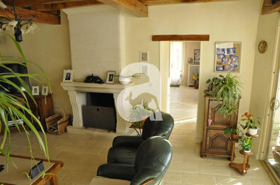 Maison - 220 m² - 12 pièces