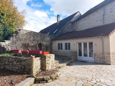 Maison de village - 177 m² - 7 pièces