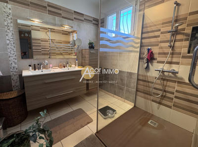 Maison - 97 m² - 4 pièces