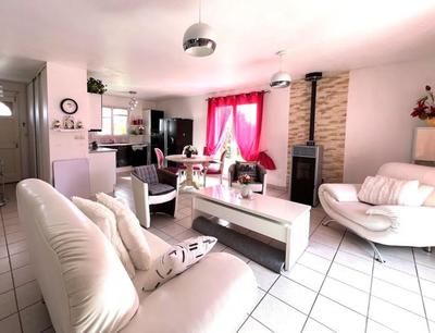 Maison - 122 m² - 6 pièces