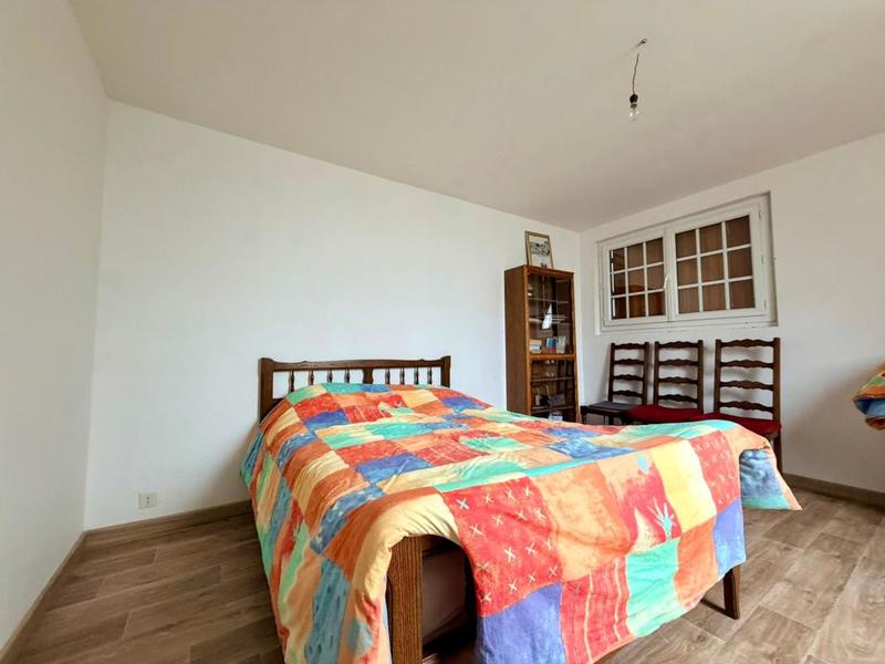 Maison - 230 m² - 9 pièces