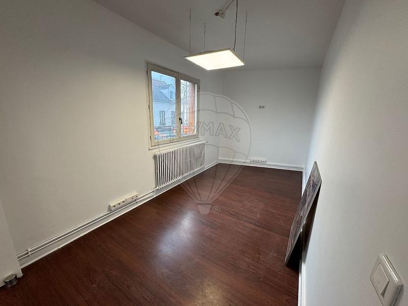 Local commercial - 80 m² - 5 pièces