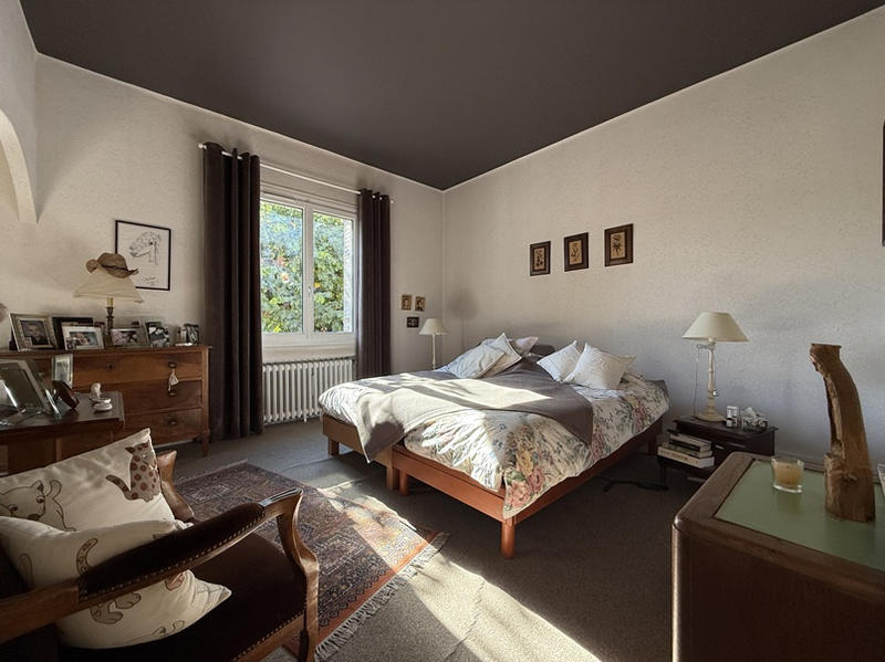 Maison - 198 m² - 8 pièces