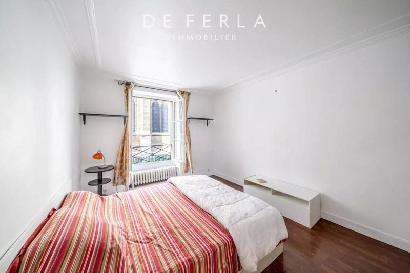 Appartement - 131 m² - 6 pièces