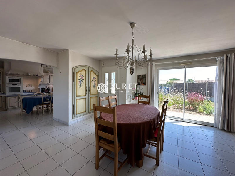 Maison - 159 m² - 6 pièces