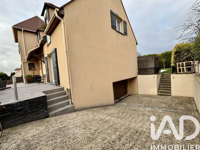 Maison - 142 m² - 6 pièces