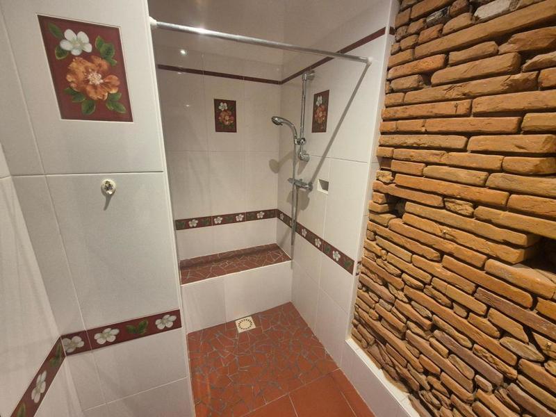 Appartement bourgeois - 172 m² - 5 pièces