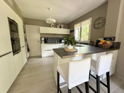 Pavillon - 93 m² - 4 pièces