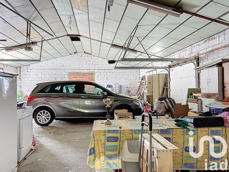 Maison - 200 m² - 7 pièces