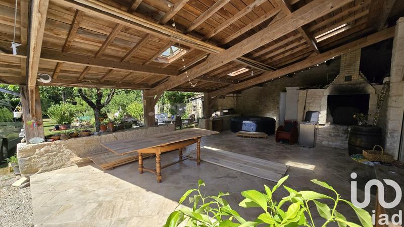 Maison - 203 m² - 6 pièces