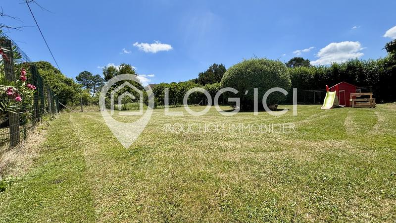 Maison - 225 m² - 8 pièces