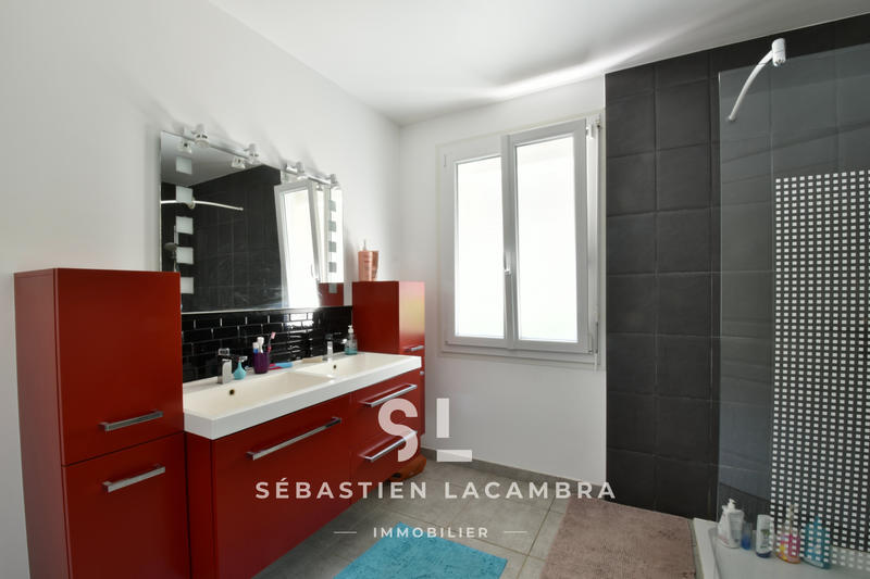 Maison - 162 m² - 7 pièces