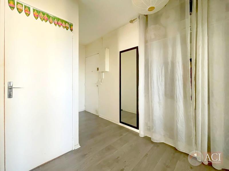 Appartement - 77 m² - 4 pièces