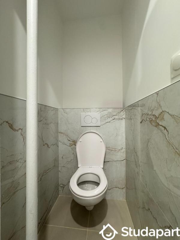 Chambre - 13 m² - 1 pièce