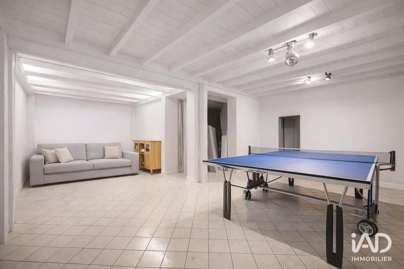 Local commercial - 297 m²