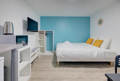 Immeuble - 87 m² - 6 pièces