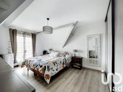 Maison - 200 m² - 7 pièces