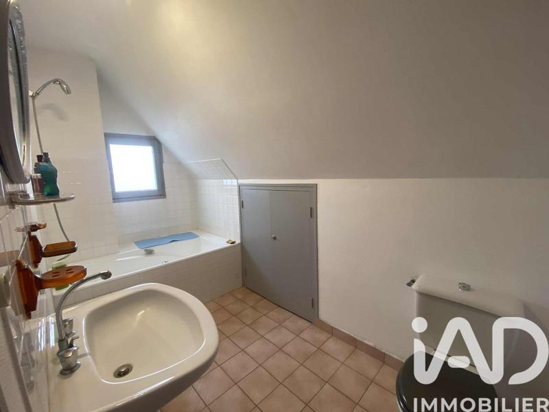 Maison - 98 m² - 5 pièces