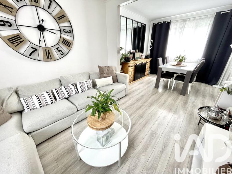 Maison - 95 m² - 6 pièces