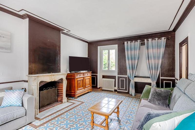 Maison - 127 m² - 6 pièces