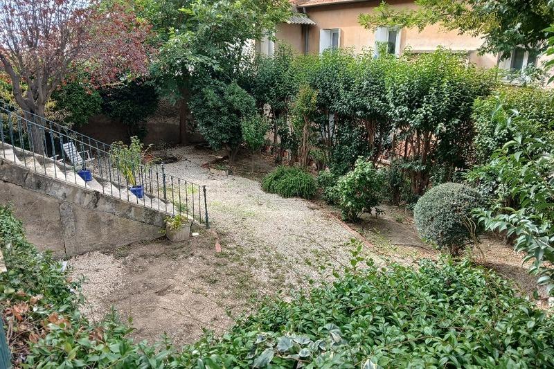 Appartement - 75 m² - 2 pièces