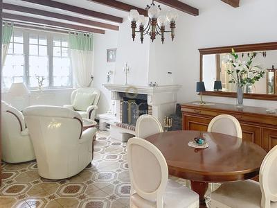 Maison - 77 m² - 3 pièces