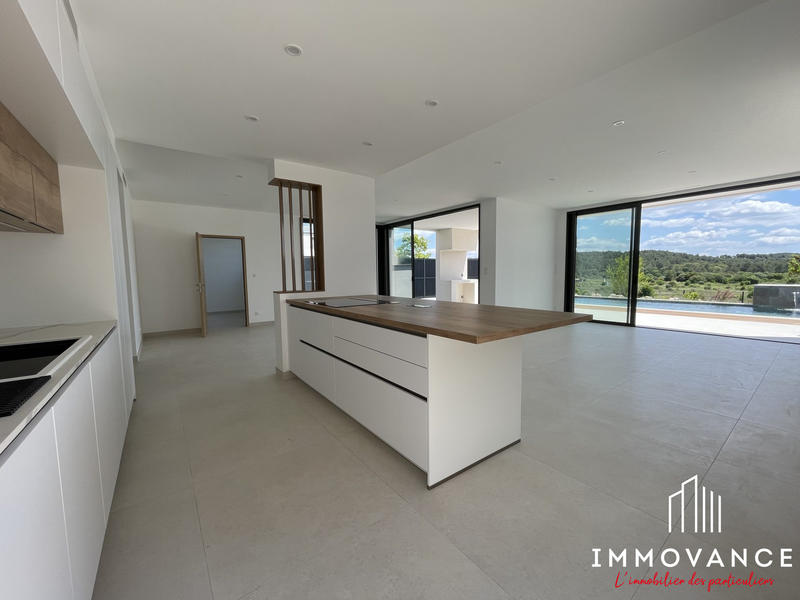 Maison contemporaine - 174 m² - 7 pièces