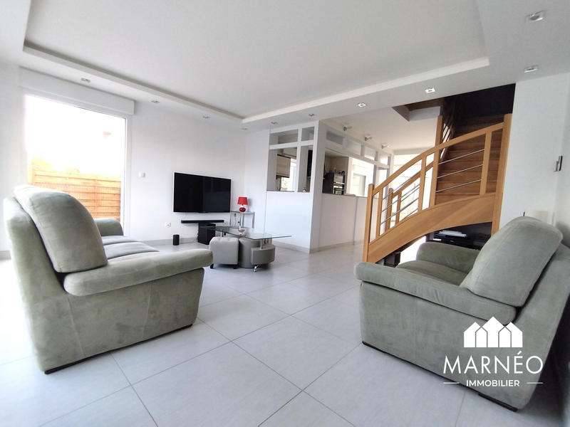 Maison contemporaine - 120 m² - 6 pièces