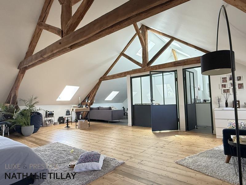 Maison bourgeoise - 270 m² - 7 pièces