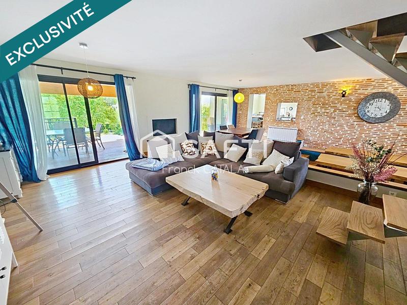 Maison - 180 m² - 5 pièces