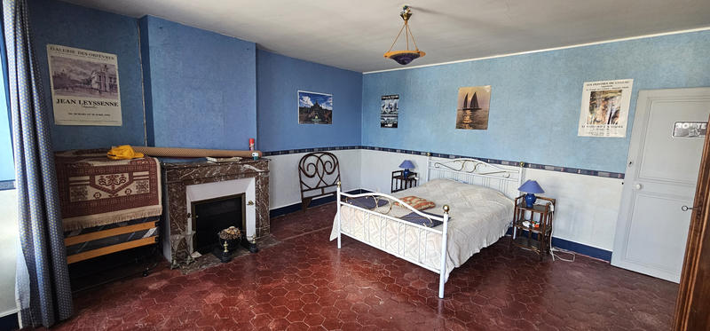 Maison - 151 m² - 6 pièces