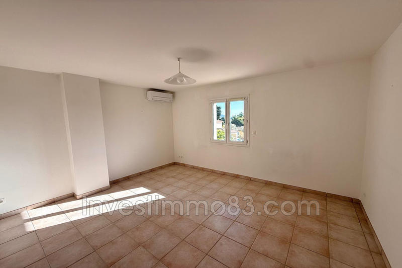 Maison - 127 m² - 5 pièces