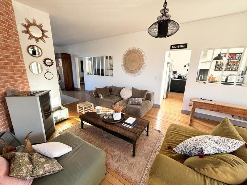 Maison de maîtres - 330 m² - 9 pièces