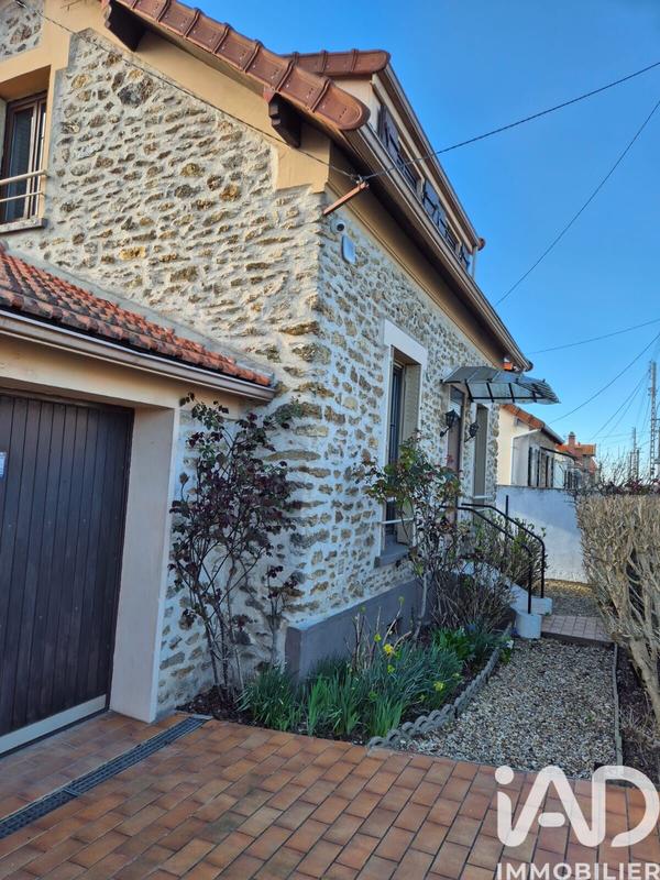 Maison - 84 m² - 4 pièces