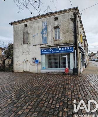 Maison de ville - 270 m² - 8 pièces