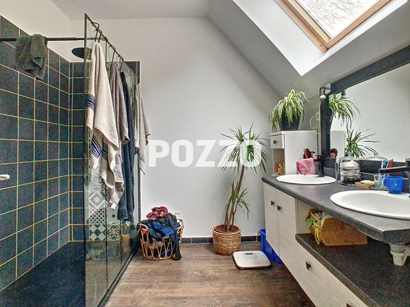 Maison - 164 m² - 5 pièces