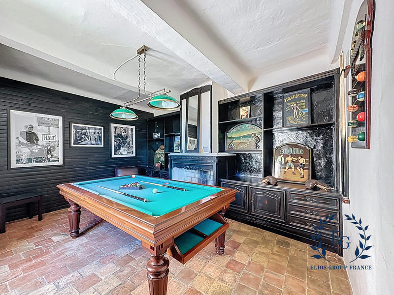 Bastide - 275 m² - 10 pièces