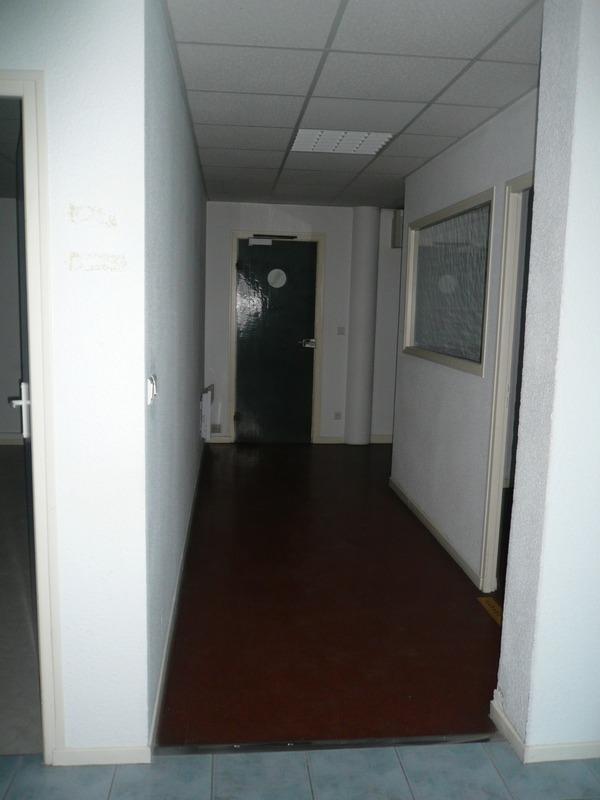 Local commercial - 366 m² - 8 pièces