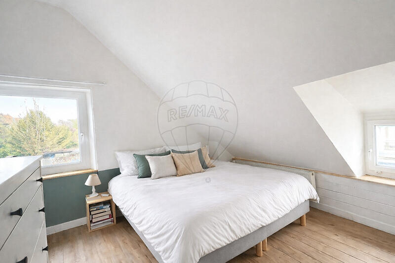 Maison - 80 m² - 5 pièces