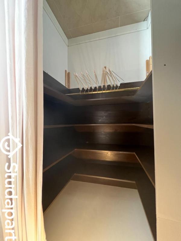 Chambre - 13 m² - 1 pièce