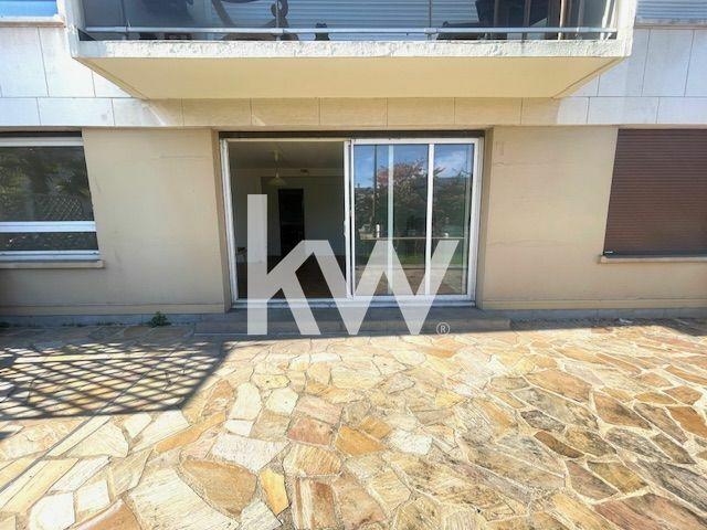 Appartement - 85 m² - 5 pièces