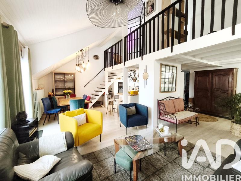 Maison de ville - 112 m² - 6 pièces