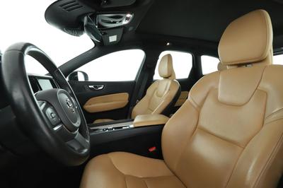 Volvo Xc60 2.0 T4 Momentum Geartronic 8 190 ch