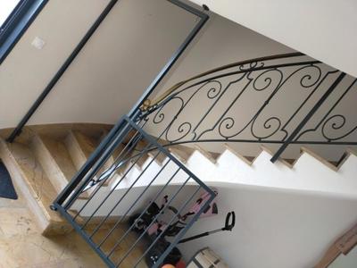Maison - 216 m² - 7 pièces