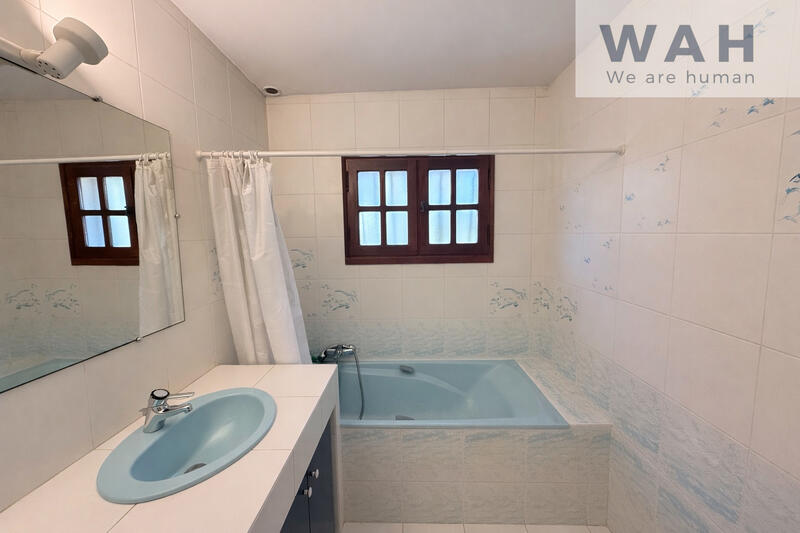 Maison - 143 m² - 5 pièces