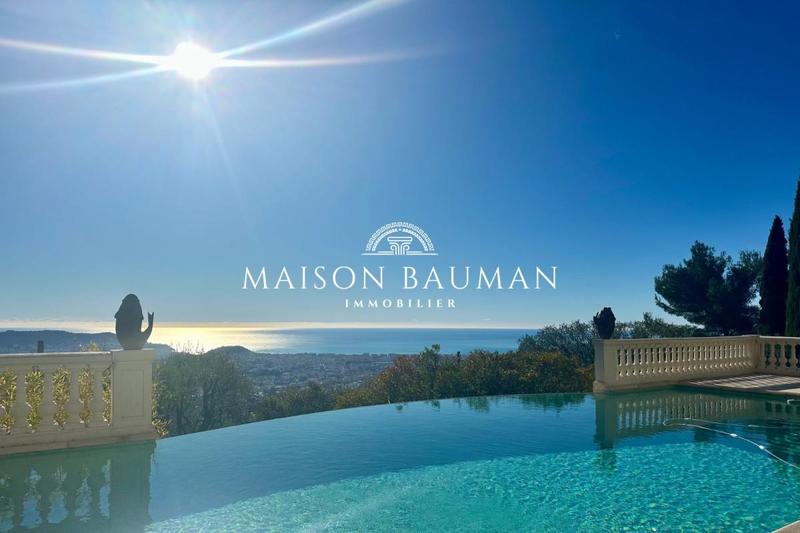 Villa - 311 m² - 7 pièces