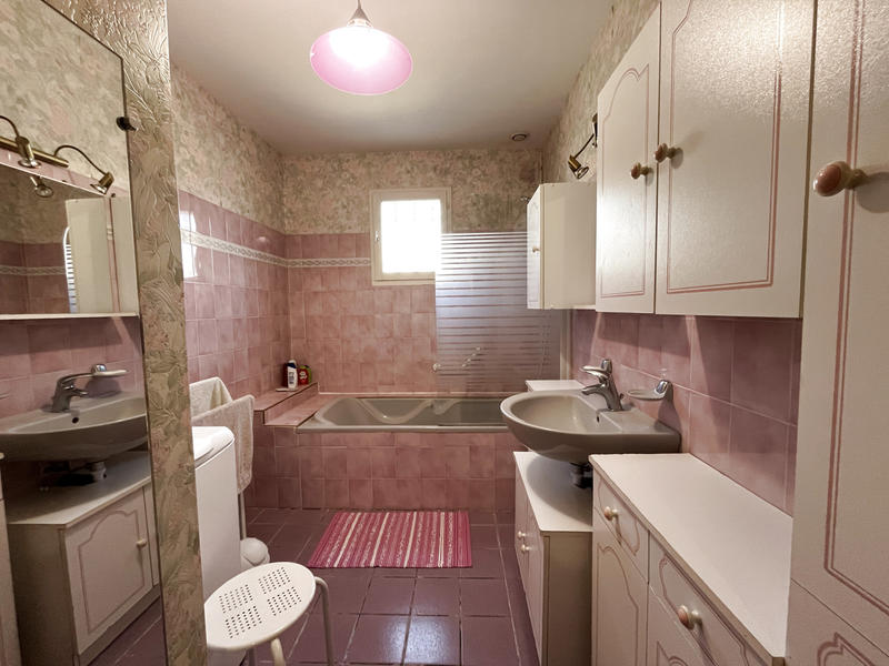 Villa - 97 m² - 5 pièces