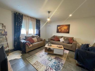 Appartement - 77 m² - 4 pièces