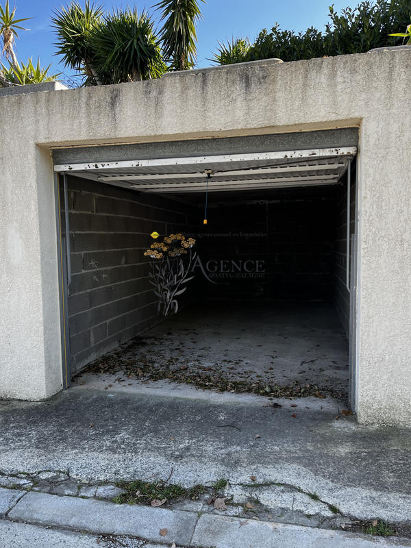 Parking / Garage - 20 m²